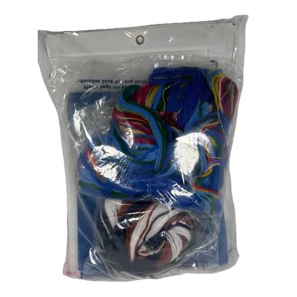 Bucilla Over The Rooftop Draftstop Plastic Canvas Kit Draft Stop Door 61233 VTG - Picture 3 of 4